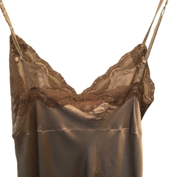 Gold Hawk 100% Silk Dainty Lace Trimmed Slip Dress Sz. M Embroidered Flowers - Picture 6 of 11